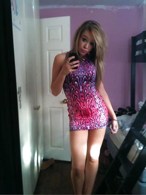 25P Cute teen babes