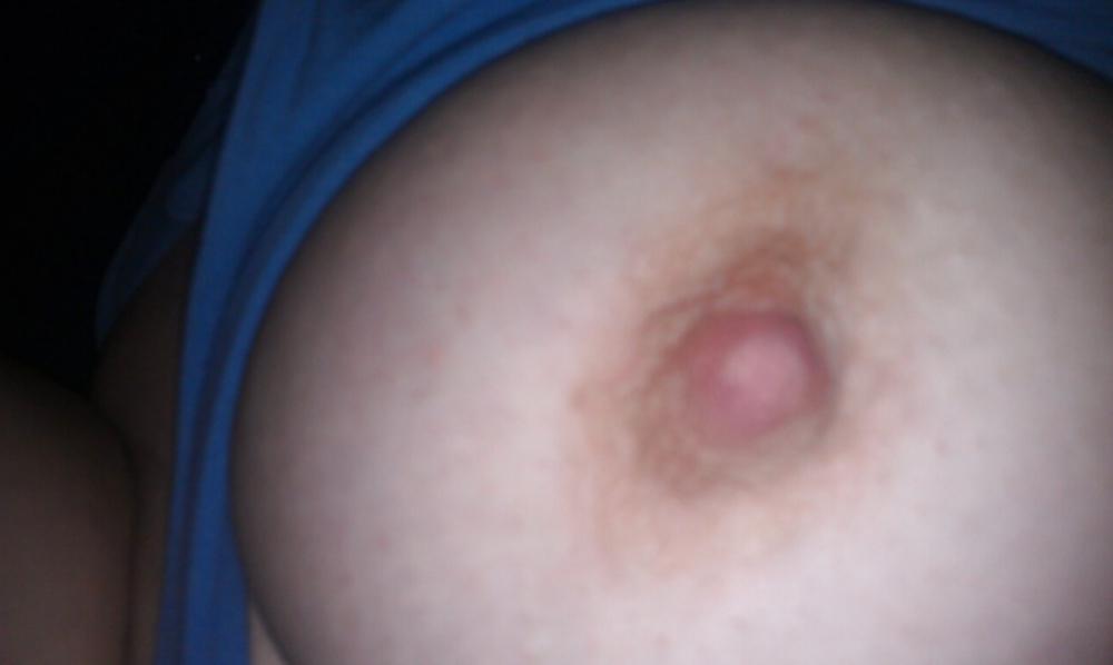 14P PRIVATE PHONE PHOTOS (HER)