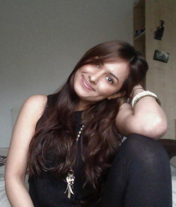 25P Indian Girls - which one and how would you fuck them! 7