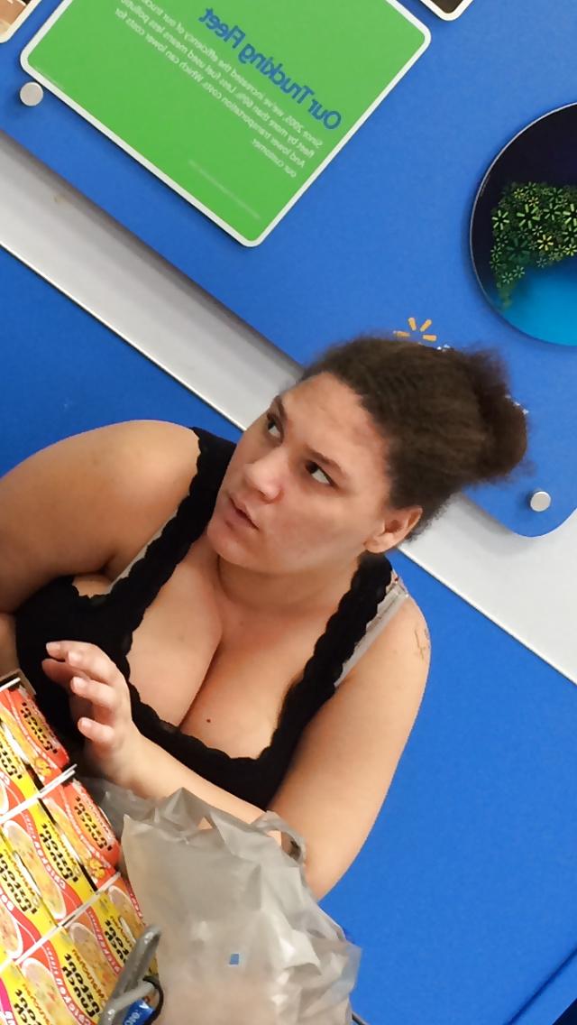 25P Candid Big Boobs & Ass