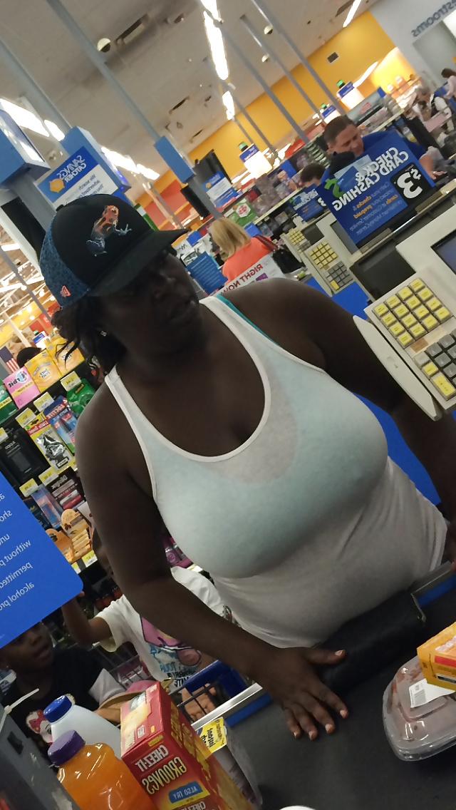 25P Candid Big Boobs & Ass