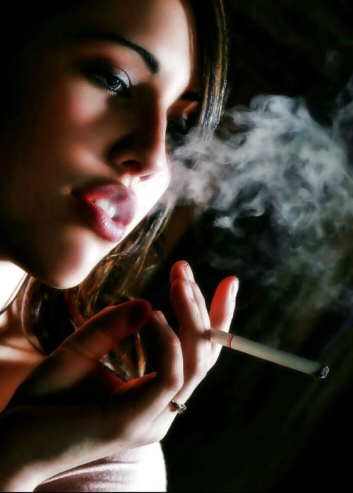 25P Smoking Sexy 18