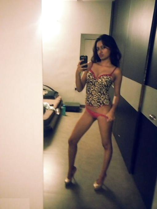 20P Hot Indian Desi Babes Some Amateur