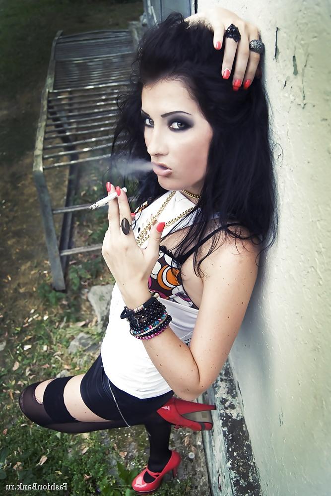 25P Smoking Sexy 17