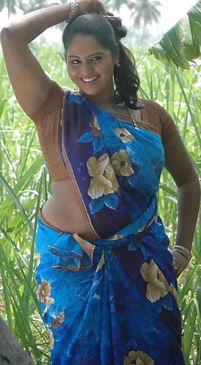 25P Indian Aunties