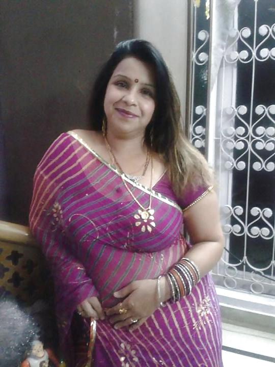 25P Indian Aunties