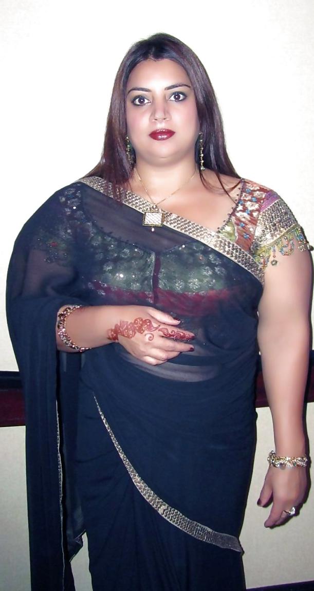 25P Indian Aunties