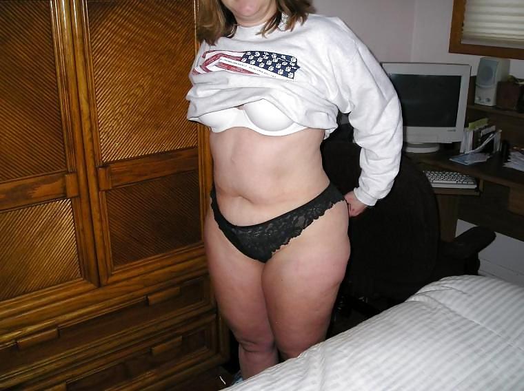 6P Posing for her husband