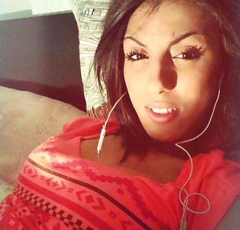 20P Beurette Visage a Sperme 32