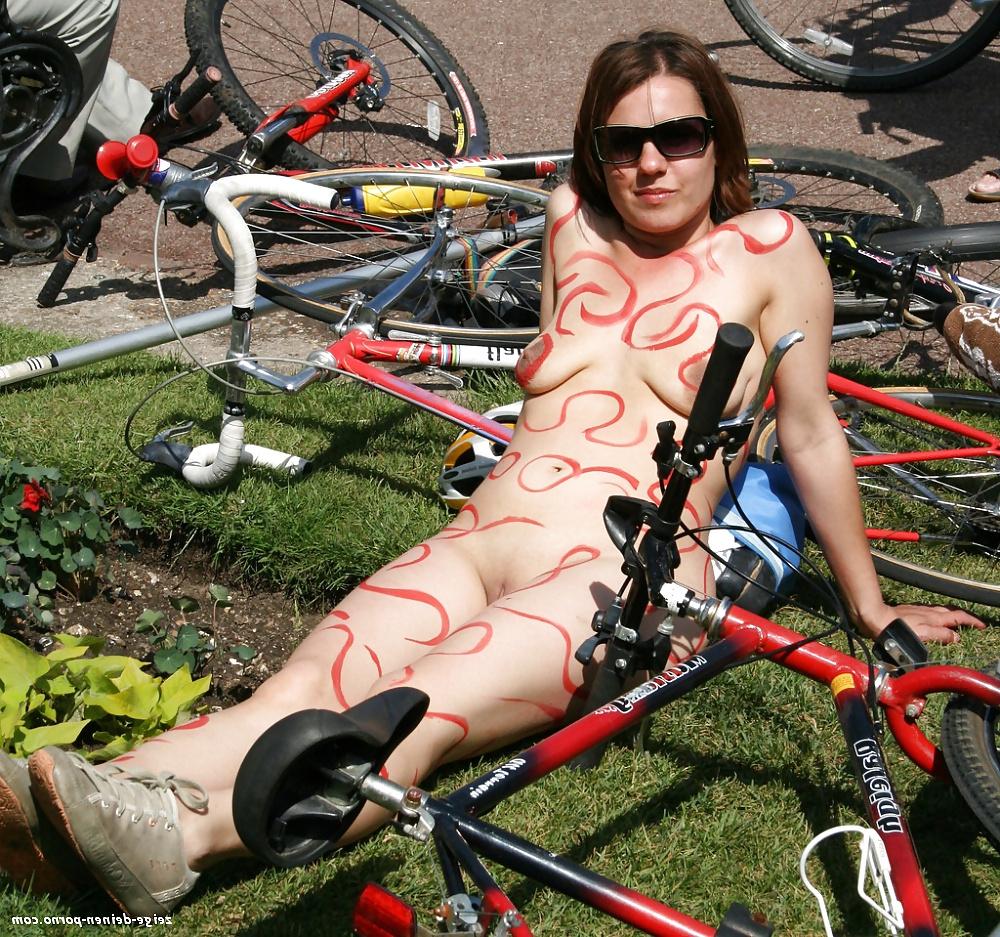 24P I like my bicycle...