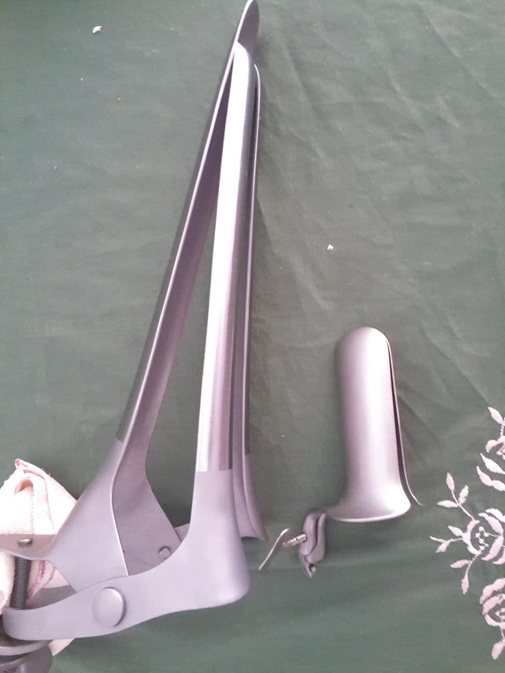7P Speculum  geant Polansky  l Speculum   dans els fesse  