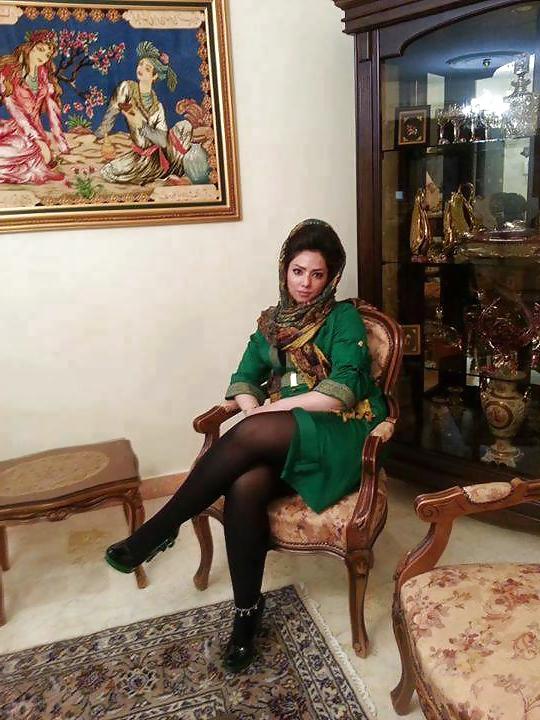 19P Persian Girls From FB 5