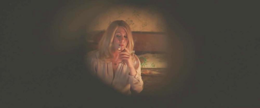 25P Jennifer Aniston Smoking