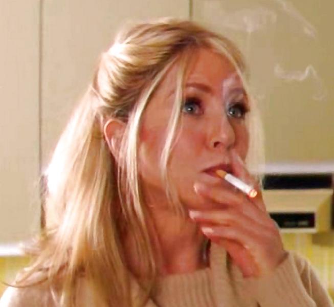 25P Jennifer Aniston Smoking