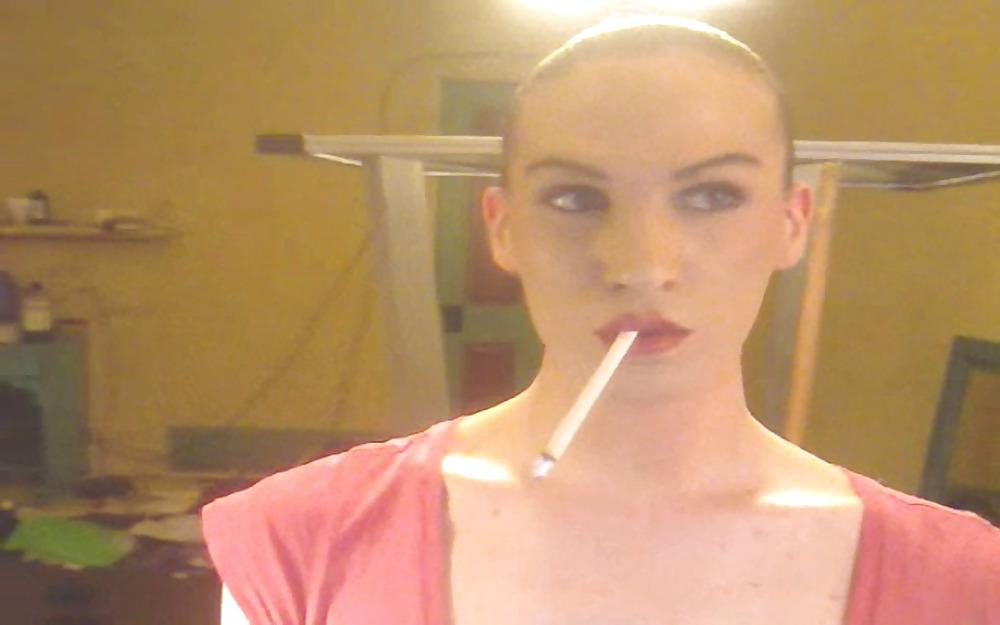 14P Smoking pics