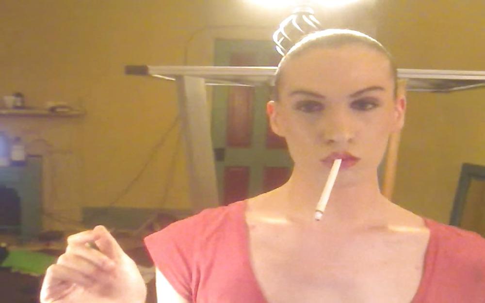 14P Smoking pics