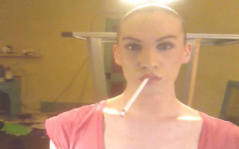 14P Smoking pics