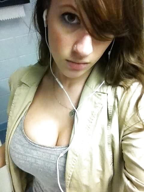 25P Webtastic Boobs Vol.673