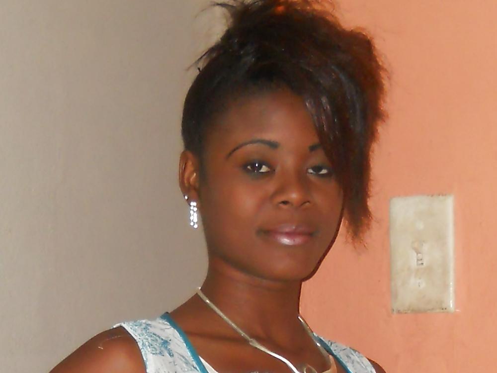 25P Sexy ebony