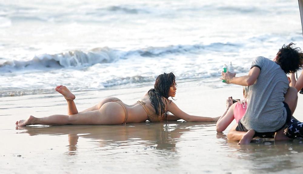 16P Kim Kardashian - big ass
