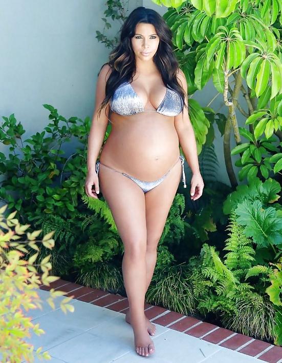 16P Kim Kardashian - big ass