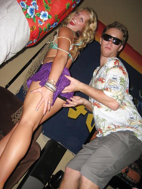 25P Sexy U of A college sorority sluts, which would you fuck?