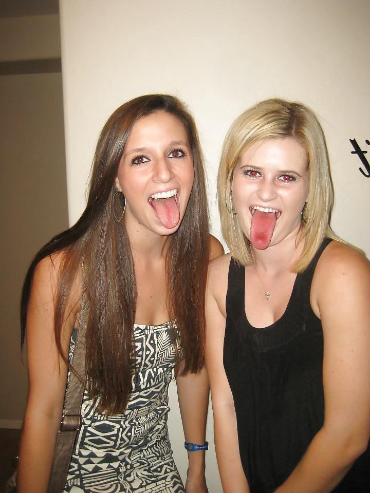 25P Sexy U of A college sorority sluts, which would you fuck?
