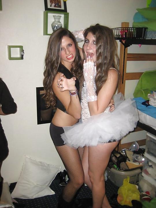 25P Sexy U of A college sorority sluts, which would you fuck?