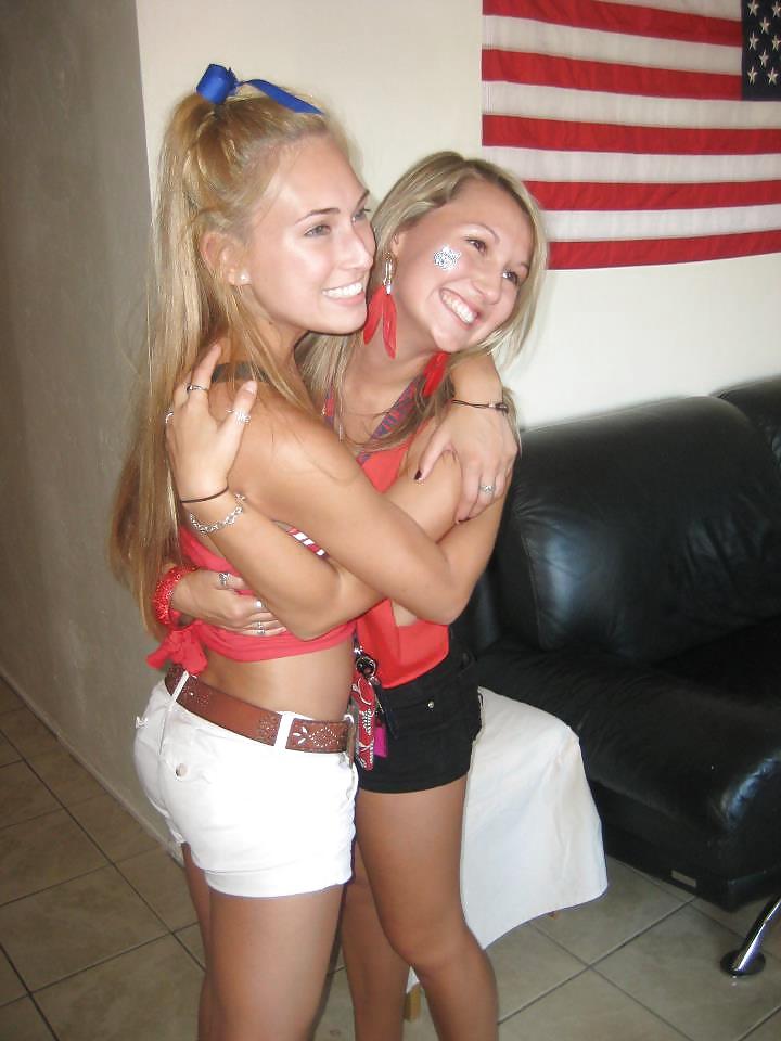 25P Sexy U of A college sorority sluts, which would you fuck?
