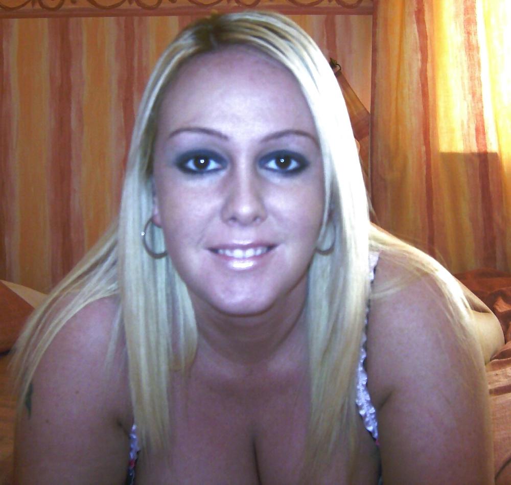 25P Becki Chubby Amateur Big Tits Slag