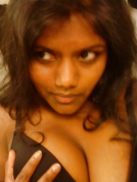 25P Busty indian teen selfshots