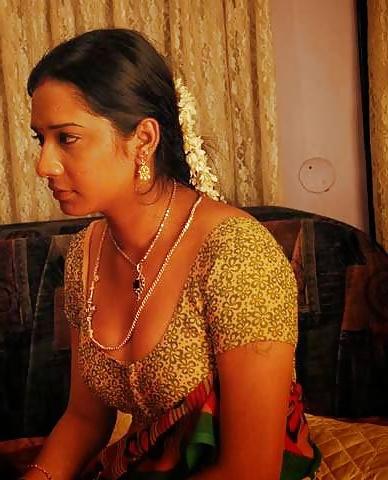 14P Indian moms with unsatisfied daughters