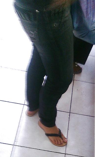 21P Beurette pied