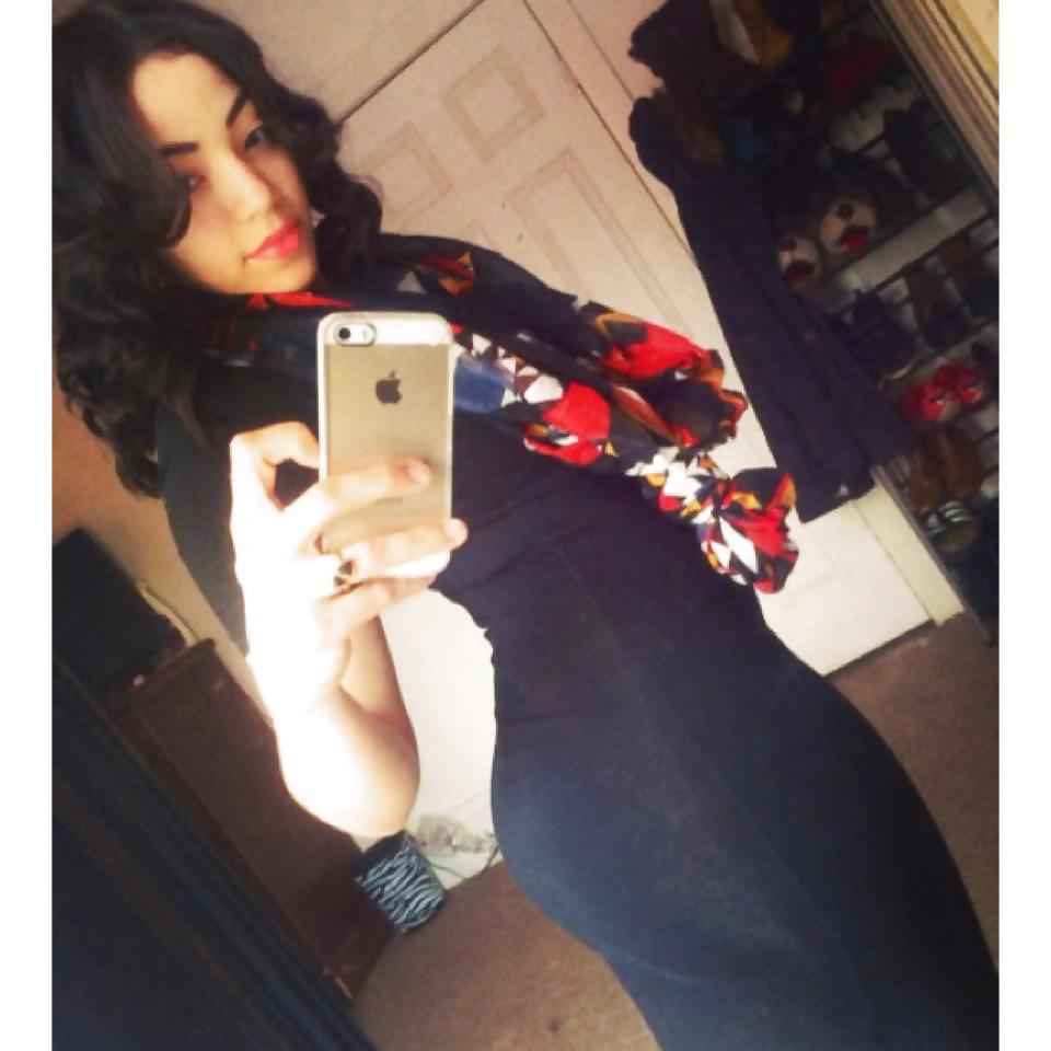 25P Sexy HOT Cute Spanish Babe