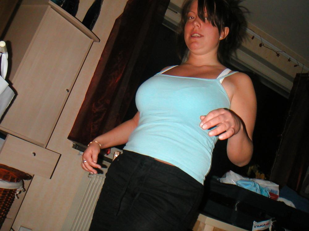 12P BJ-Fellatio-Head! (Busty Thick Girl, Swedish Couple)