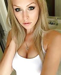 14P Sexy Blonde babes