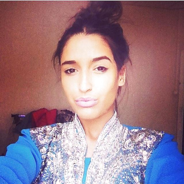 20P Beurette Visage a Sperme 20