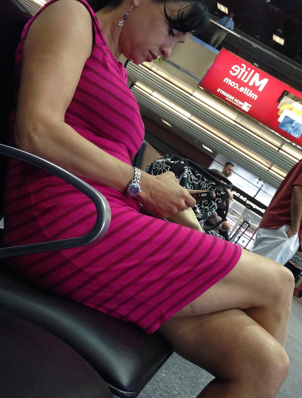 25P MILF With Big Boobs (Candid)