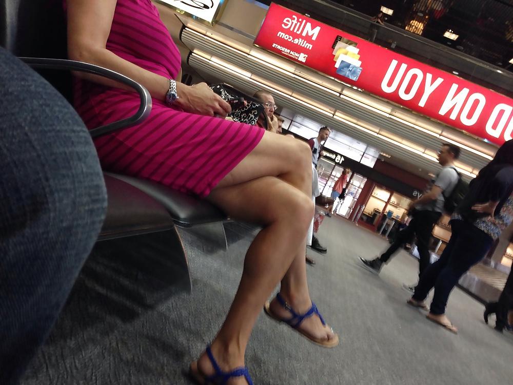 25P MILF With Big Boobs (Candid)