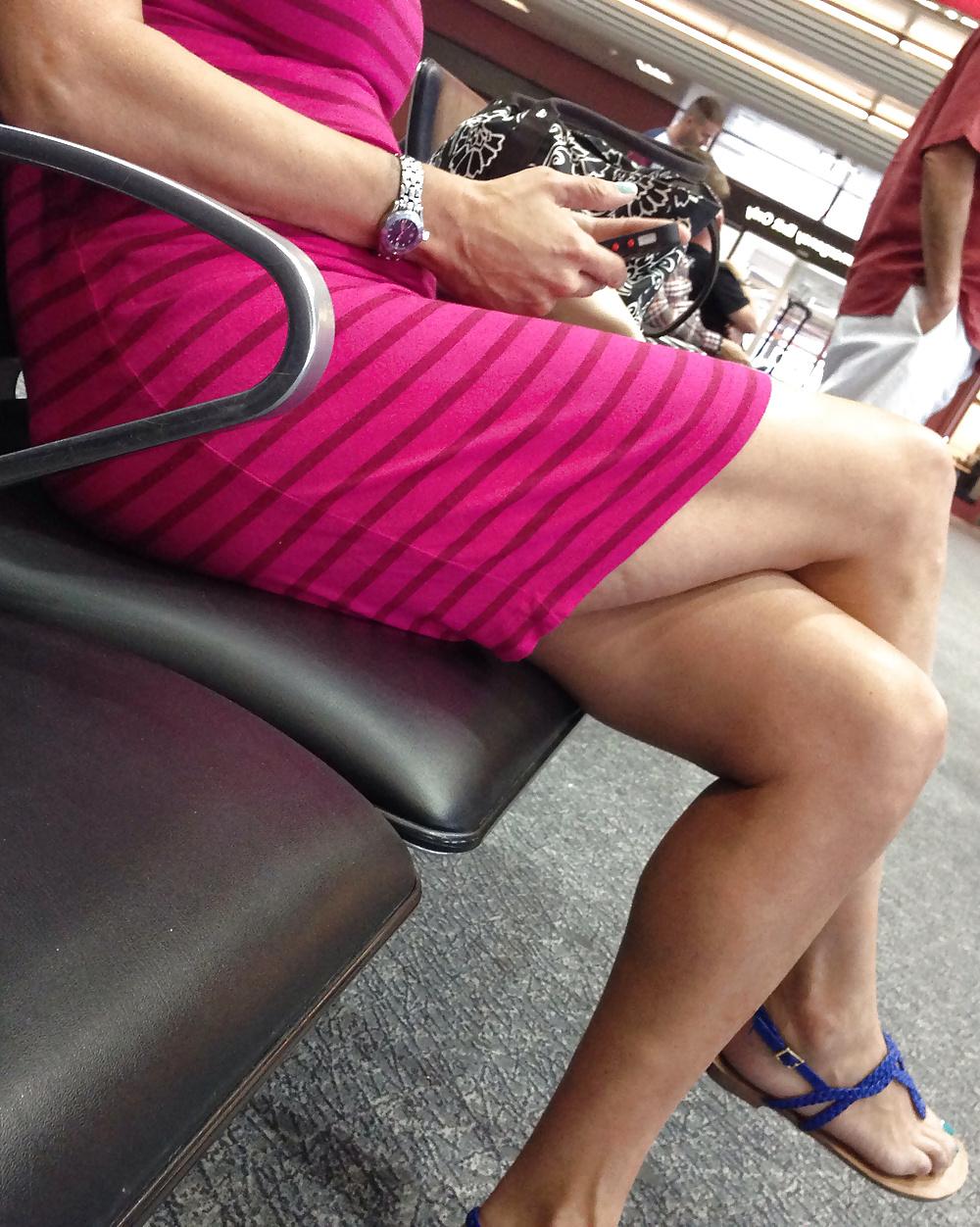 25P MILF With Big Boobs (Candid)
