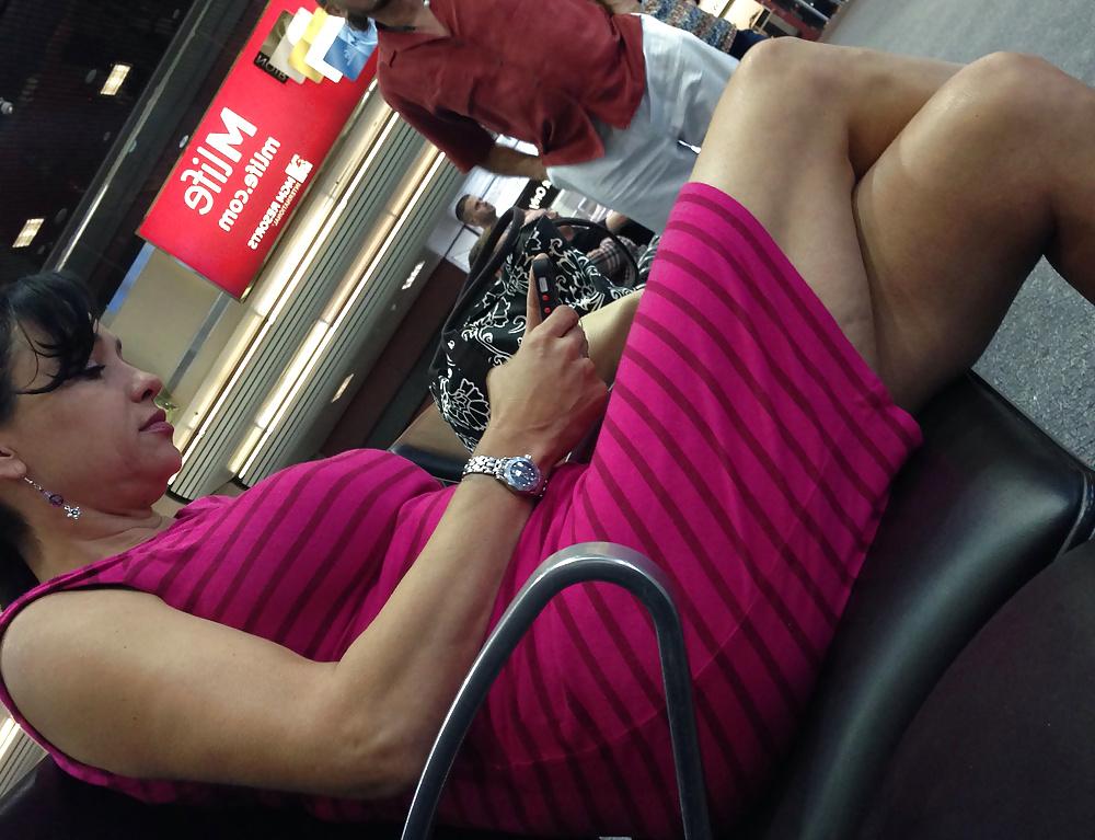 25P MILF With Big Boobs (Candid)