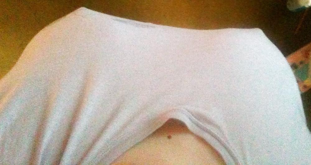 10P Big nipples and literally dripping wet cunt