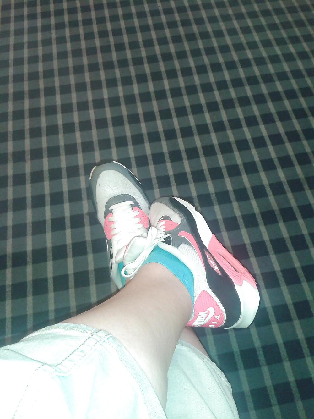 23P Socks, feet