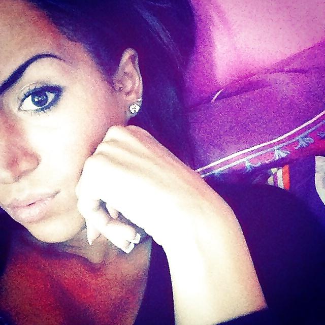 20P Beurette Visage a Sperme 15