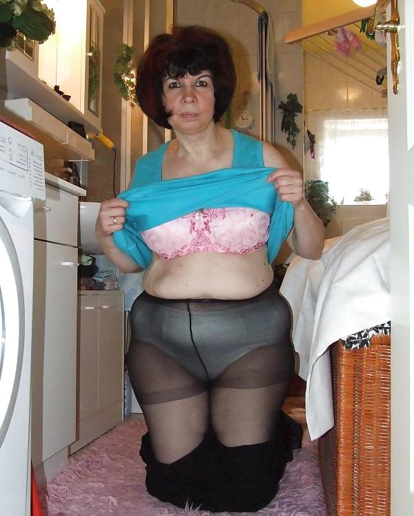 5P Hot Wife Mature Amateur