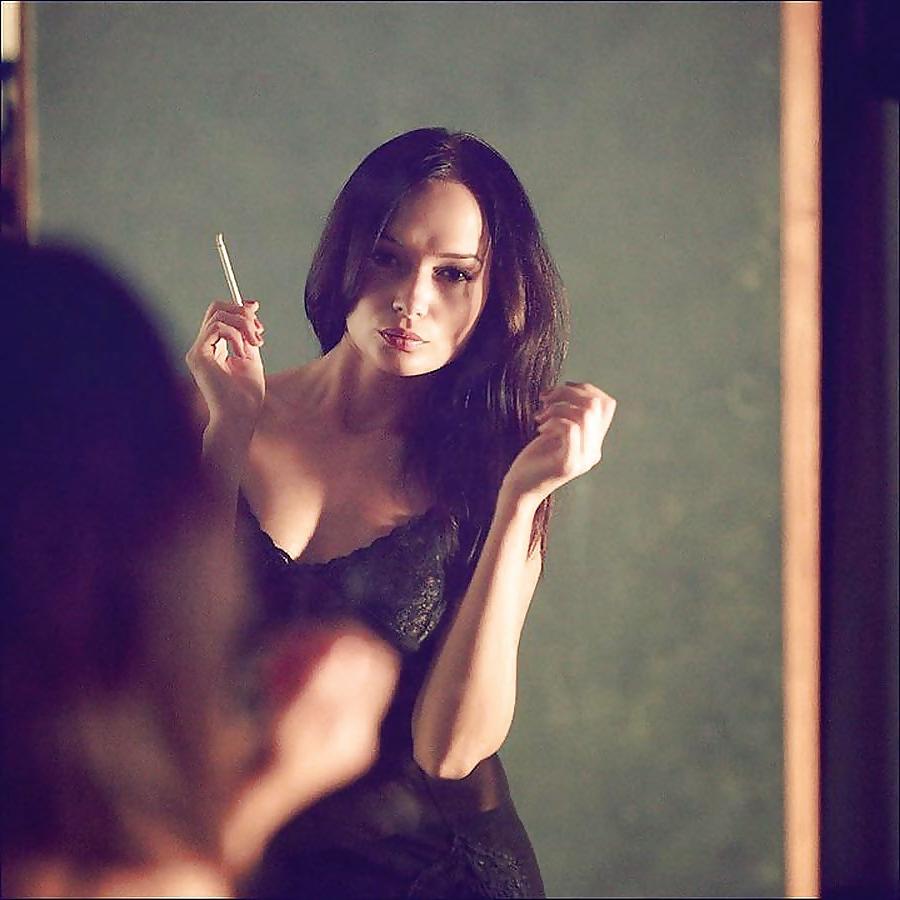 25P Smoking Sexy 12