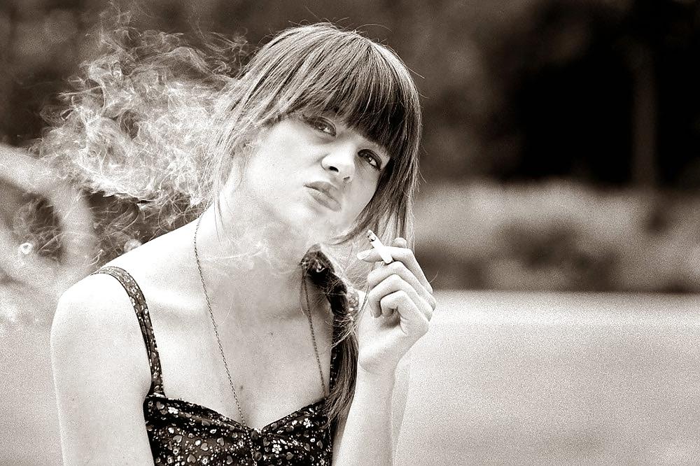 25P Smoking Sexy 12