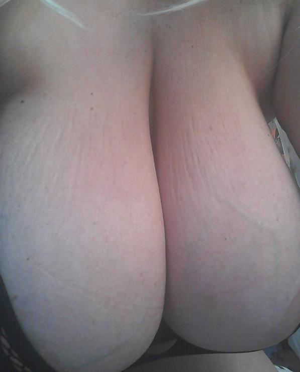 25P Sam 45 Years old Lady with Big Boobs Size 100H