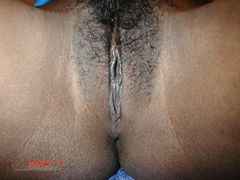 19P Various pics of an amateur babe