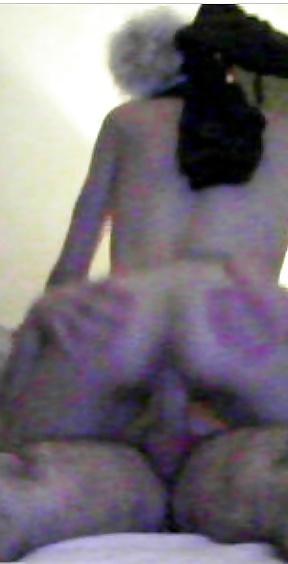 9P Amateur fuck webcam ass me and a friend moi et une copine